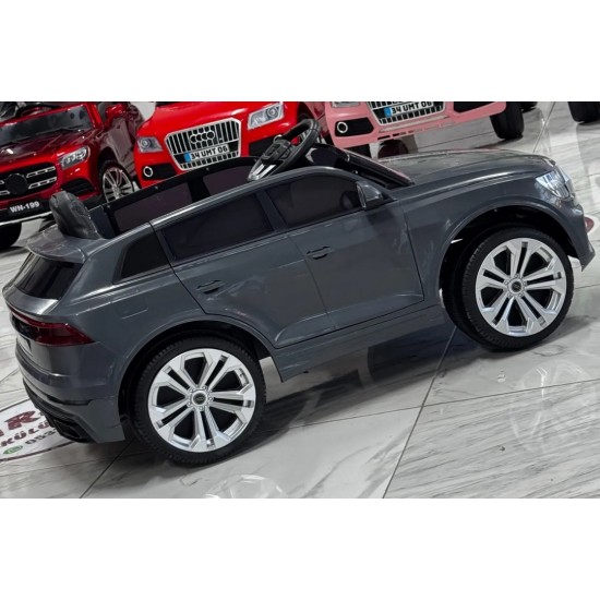 Audi RSQ8 12V Uzaktan Kumandalı Akülü Araba Gri Audi RSQ8 12V Uzaktan Kumandalı Akülü Araba Gri